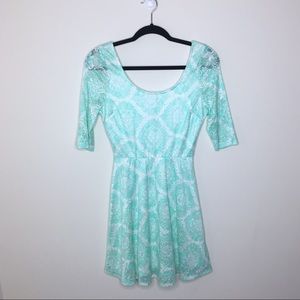 💗5 FOR $12💗 Francesca’s Alya summer dress